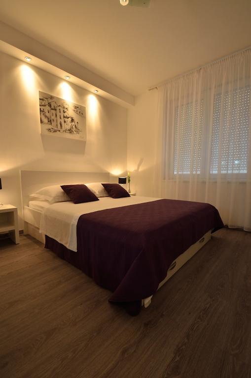 Apartamento Downtown Main Street Studio Zadar Habitación foto